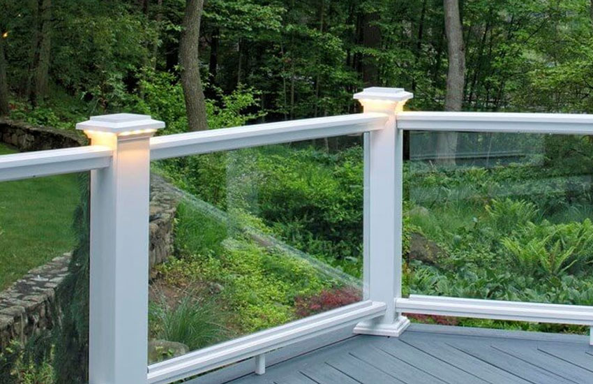 Black aluminum railing system